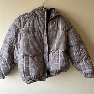 Missguided puffer coat size 8 runs big